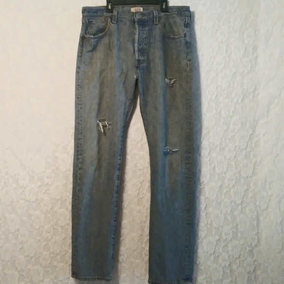 Levi 501 Jeans Men's 36X36 Light Wash Denim Button Fly Classic Red tab Destroyed - Picture 2 of 12